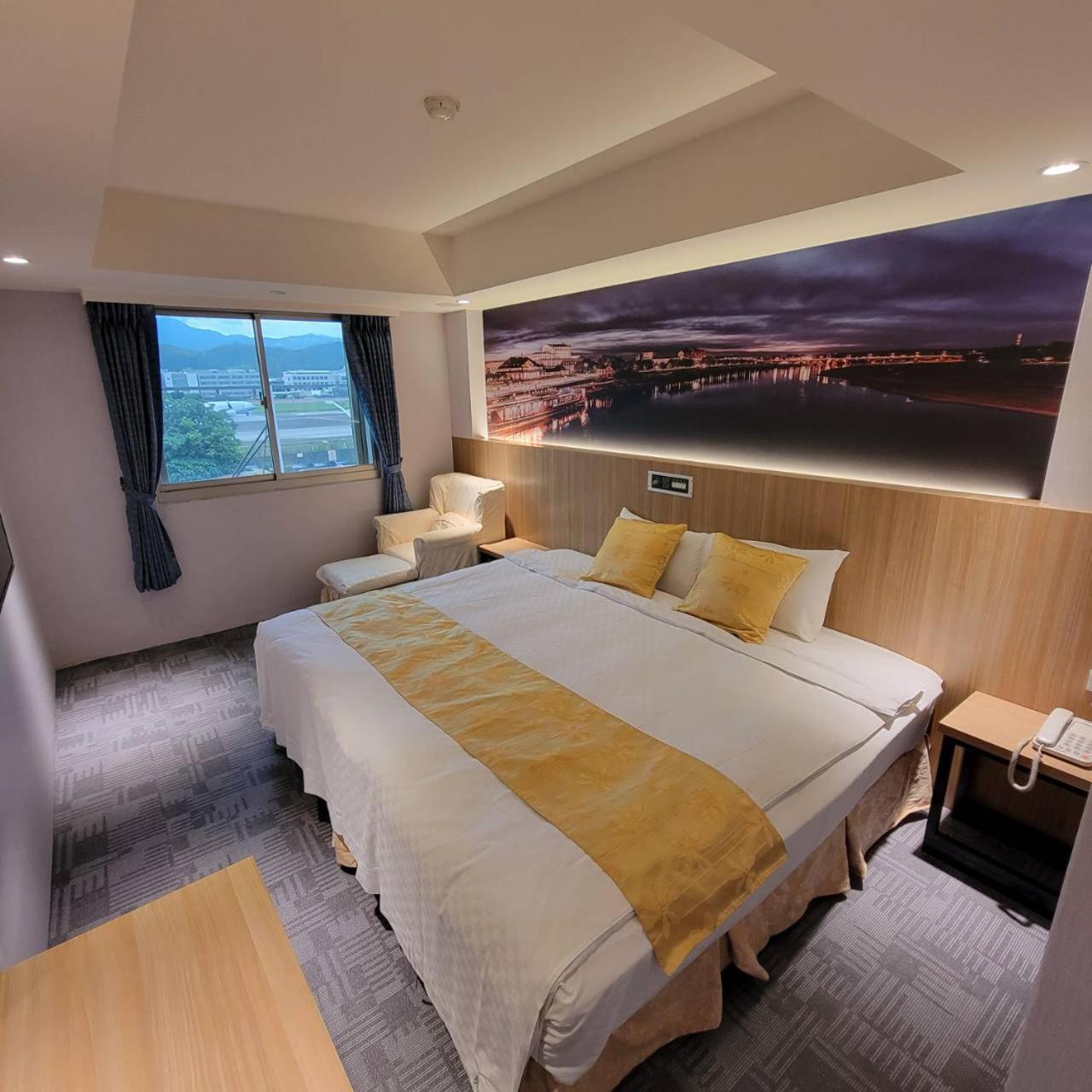 Attic Hotel Тайбей Екстер'єр фото
