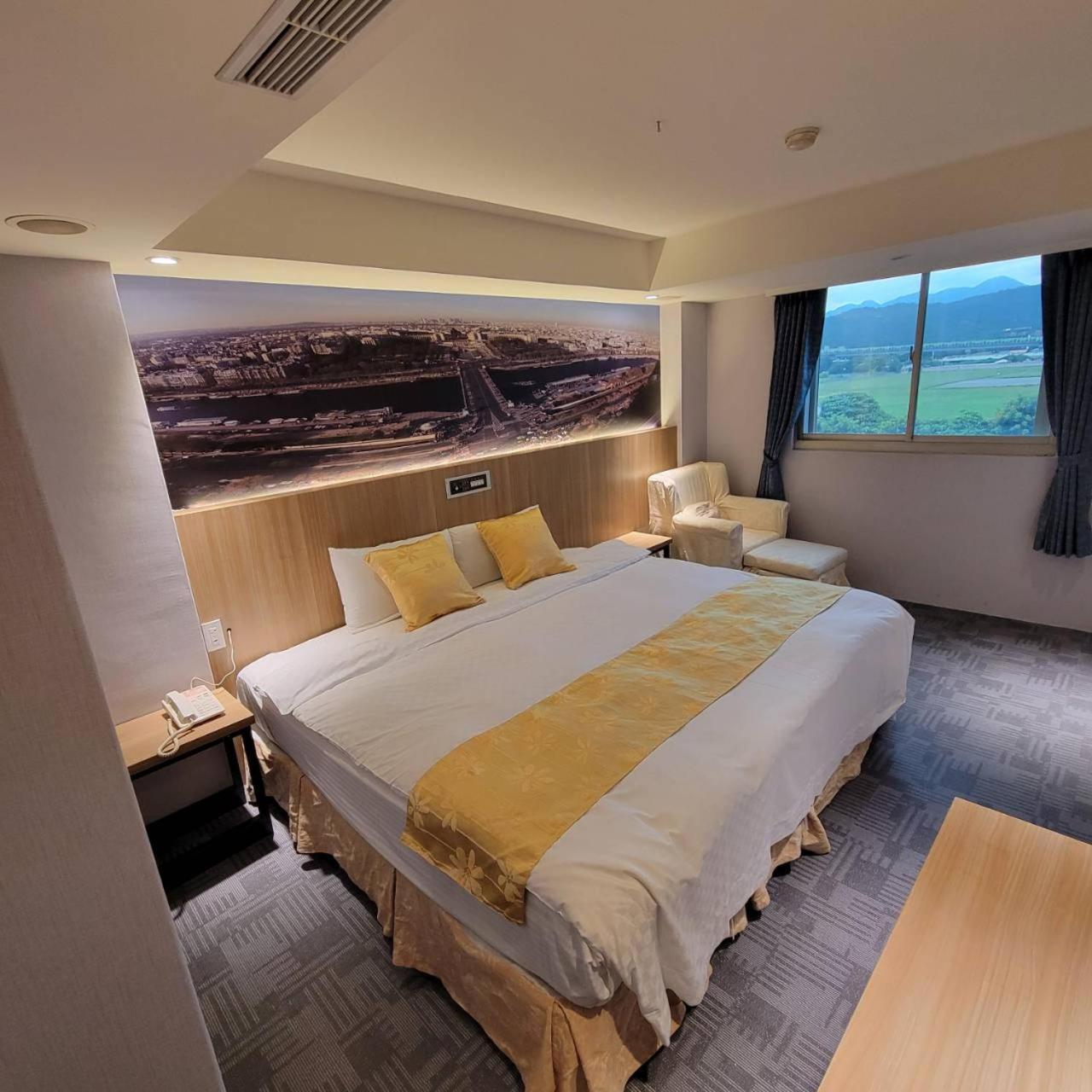 Attic Hotel Тайбей Екстер'єр фото